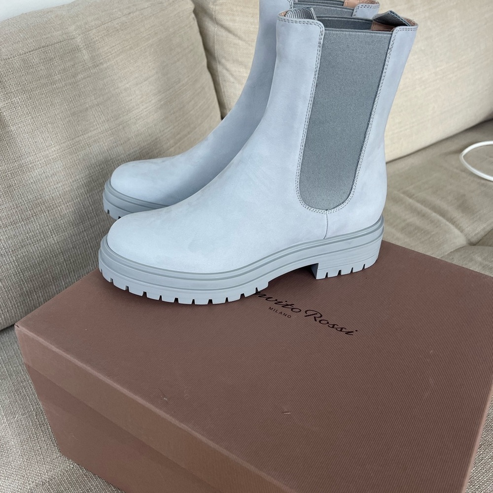 Gianvito Rossi Limited Edition Chester Boot in Mink Size 40
